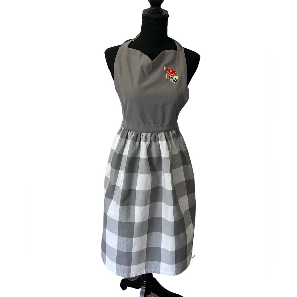 Gray and White Plaid Apron with Floral Accent